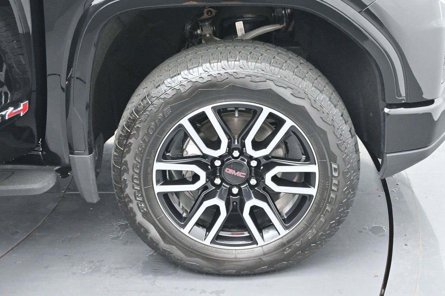 Used 2026 GMC Sierra 1500 AT4 w/ AT4 Premium Package AWD/4WD image 35