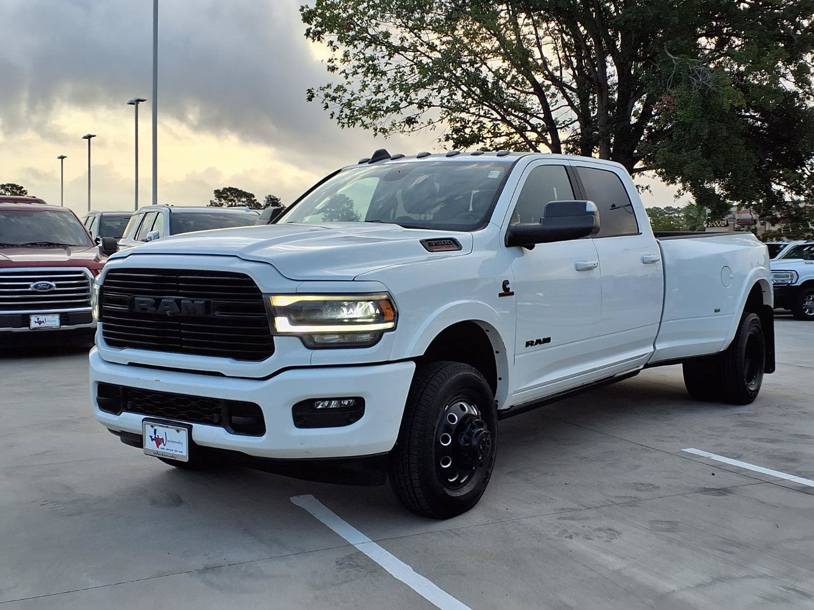 Used 2022 RAM 3500 Laramie AWD/4WD image 3