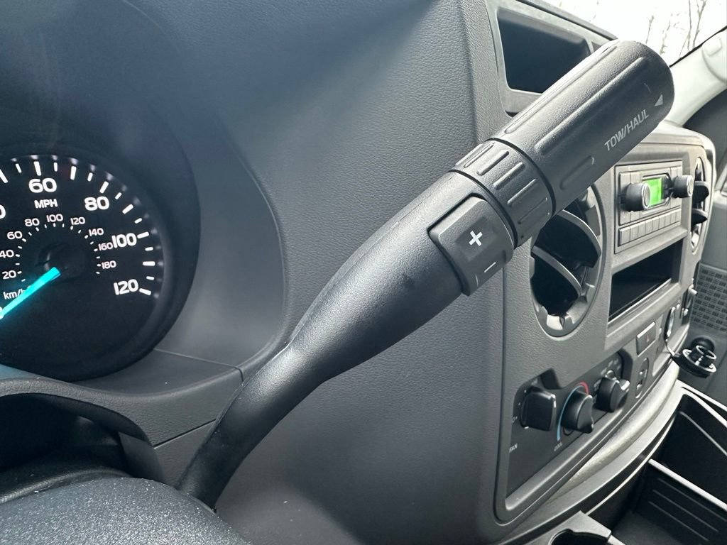 Used 2024 Ford E-350 and Econoline 350 Super Duty image 21