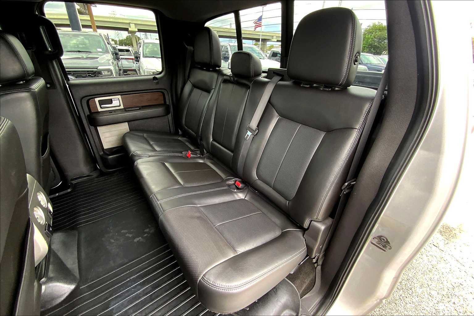 Used 2014 Ford F150 Lariat w/ Equipment Group 502A Luxury AWD/4WD image 15