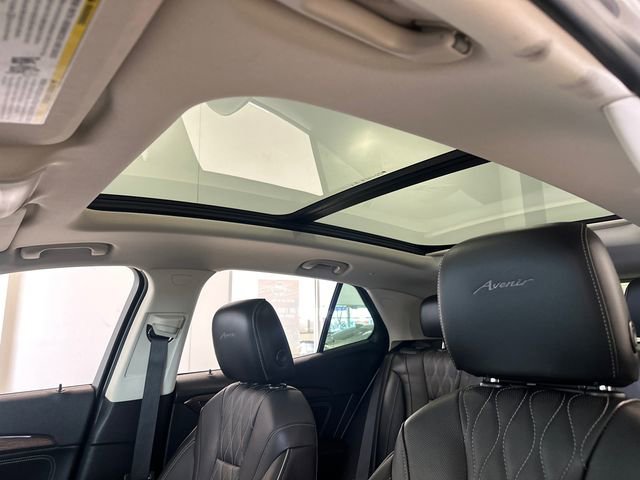 Used 2022 Buick Envision Avenir w/ Premium Seat Package AWD/4WD image 29