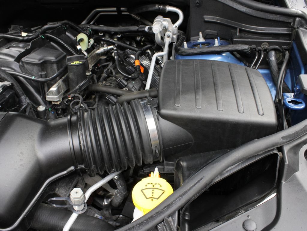 Used 2025 Dodge Durango R/T AWD/4WD image 19