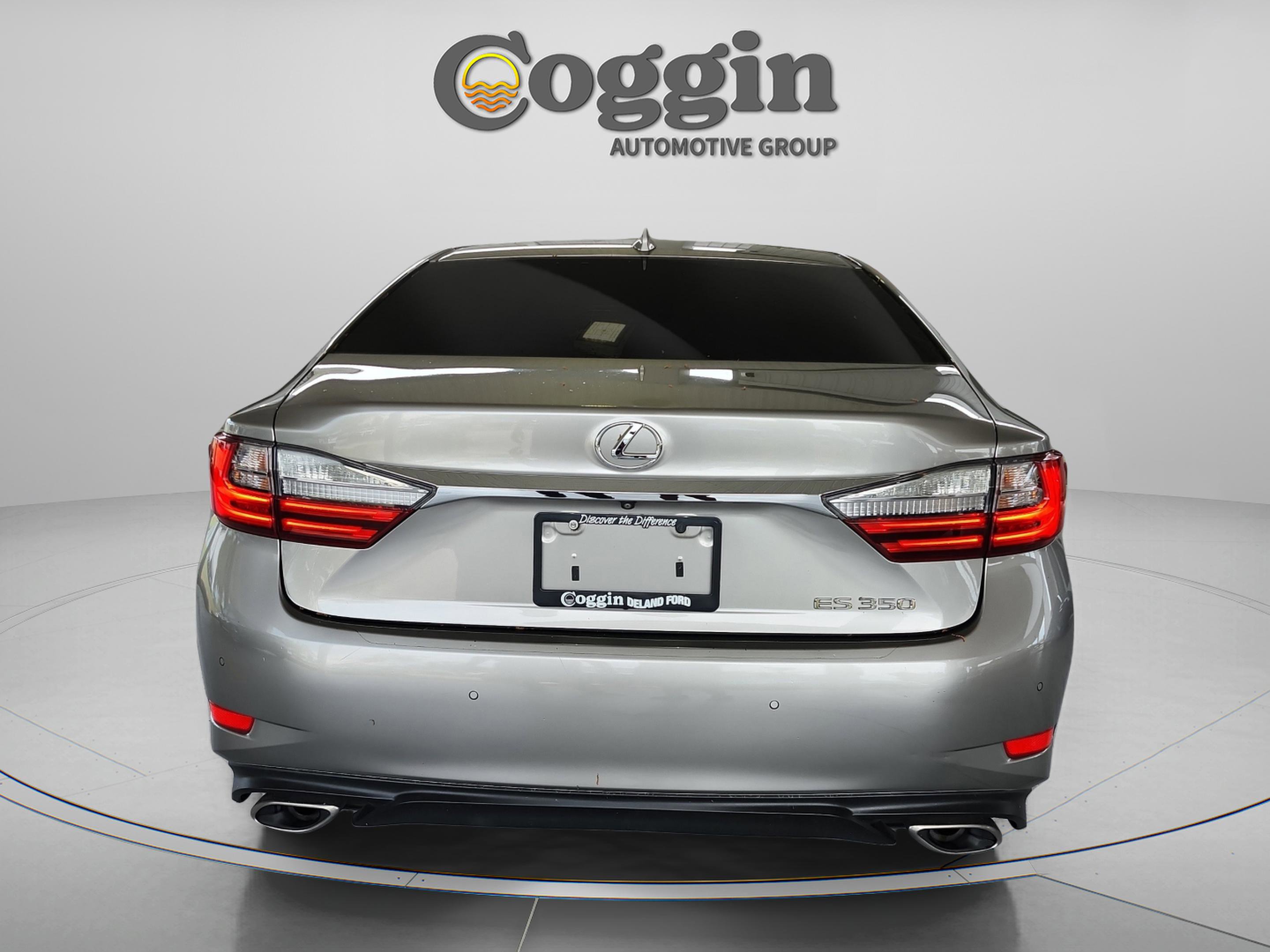 Used 2016 Lexus ES 350 w/ Premium Package w/Wood Trim image 4