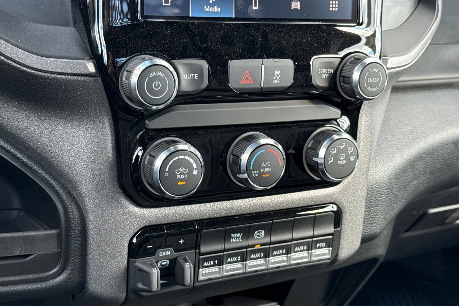 New 2026 RAM 5500 Tradesman w/ Chrome Appearance Group RWD image 17