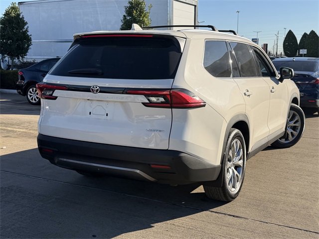 Used 2024 Toyota Grand Highlander Limited image 5