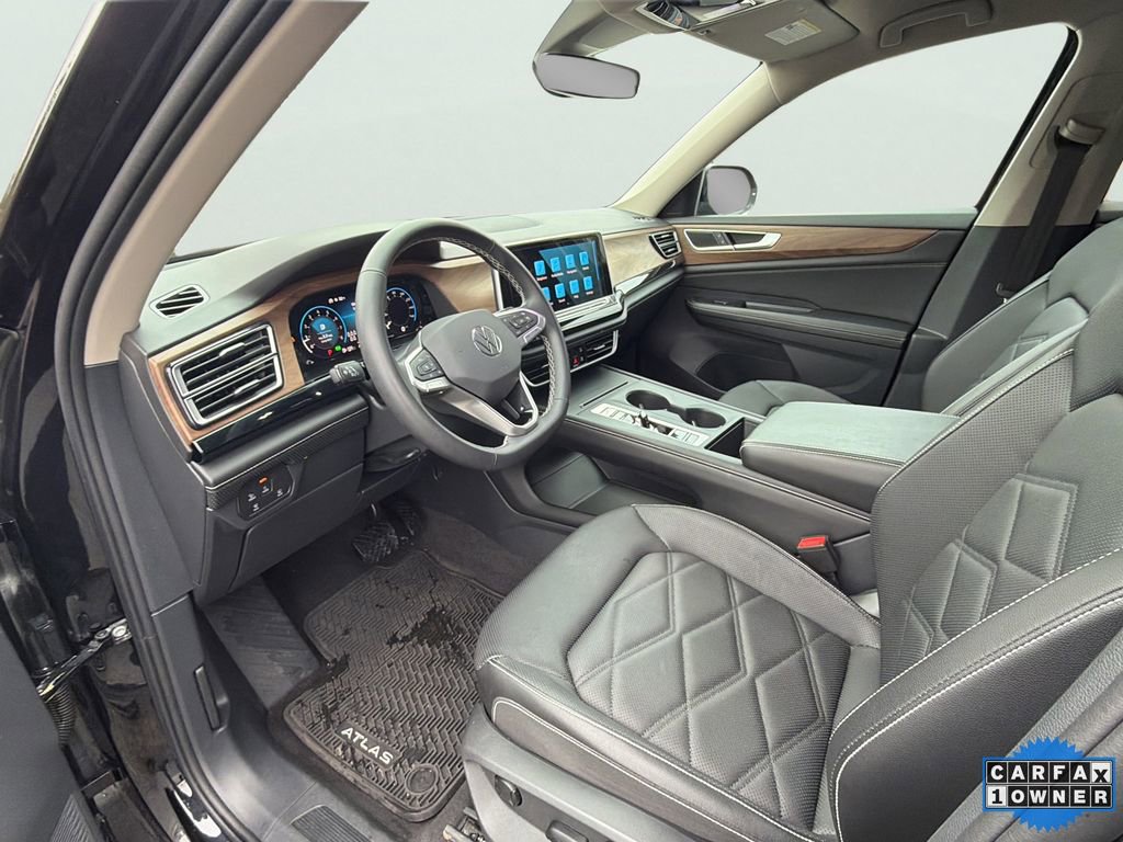 Used 2024 Volkswagen Atlas SE image 26