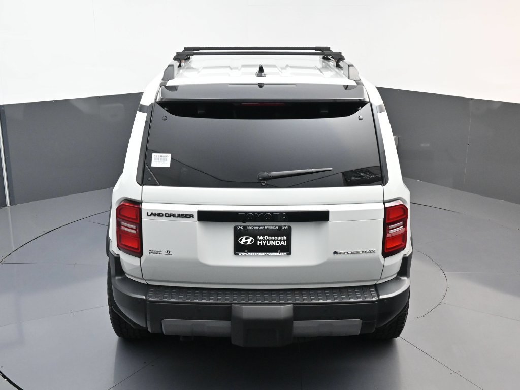 Used 2025 Toyota Land Cruiser AWD/4WD image 17