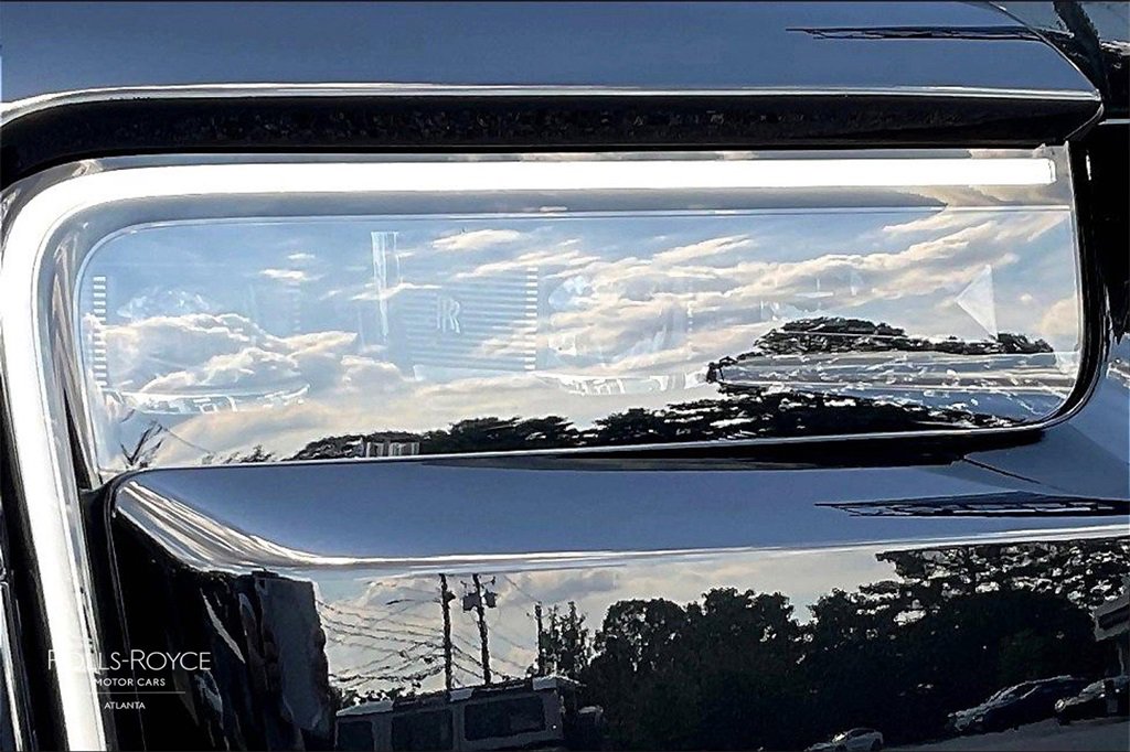 Certified 2025 Rolls-Royce Cullinan image 27