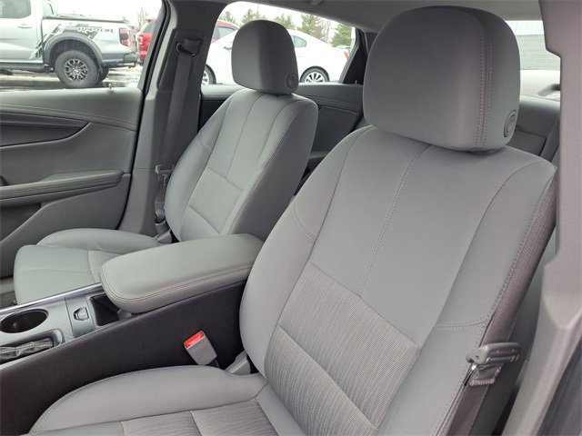 Used 2014 Chevrolet Impala LS w/ LS Convenience Package image 8