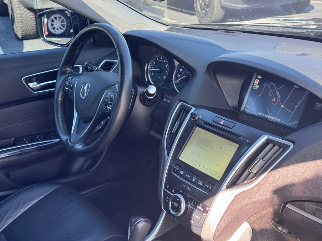 Used 2018 Acura TLX w/ Technology Package FWD image 7