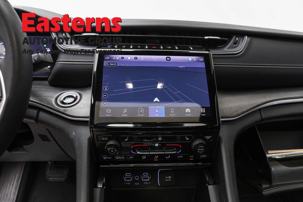 Used 2024 Jeep Grand Cherokee Limited 4xe AWD/4WD image 12