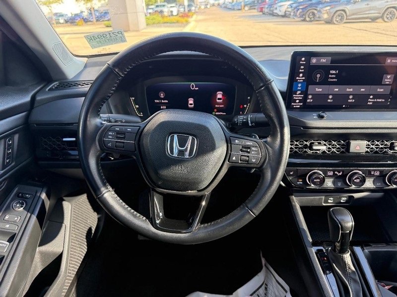 Used 2023 Honda Accord EX-L image 14