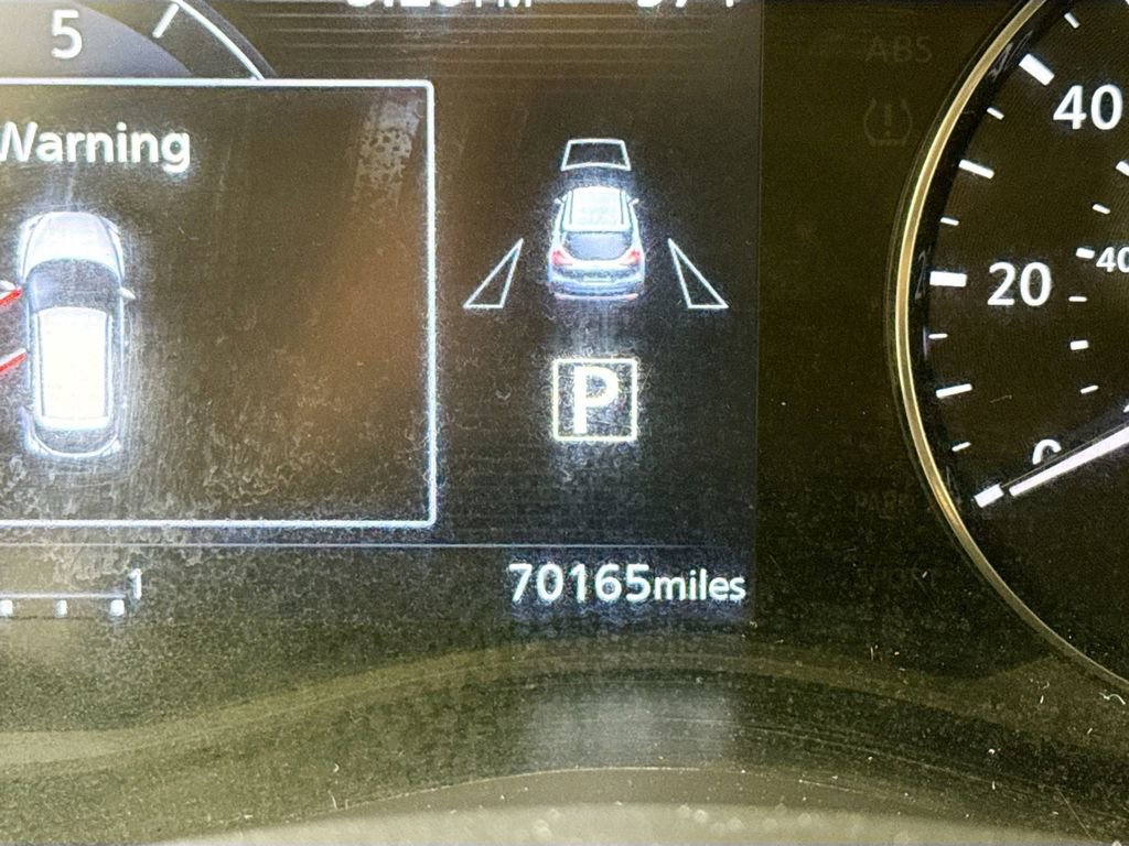 Used 2021 Nissan Kicks SV image 11