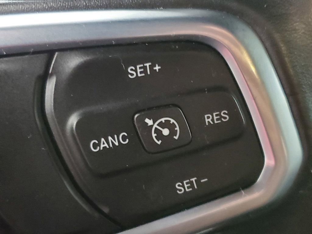 Used 2019 Jeep Wrangler Unlimited Sahara w/ Quick Order Package 24M Moab image 28