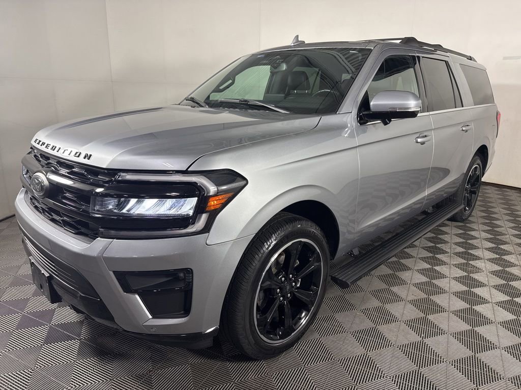 Used 2023 Ford Expedition Max Limited image 5