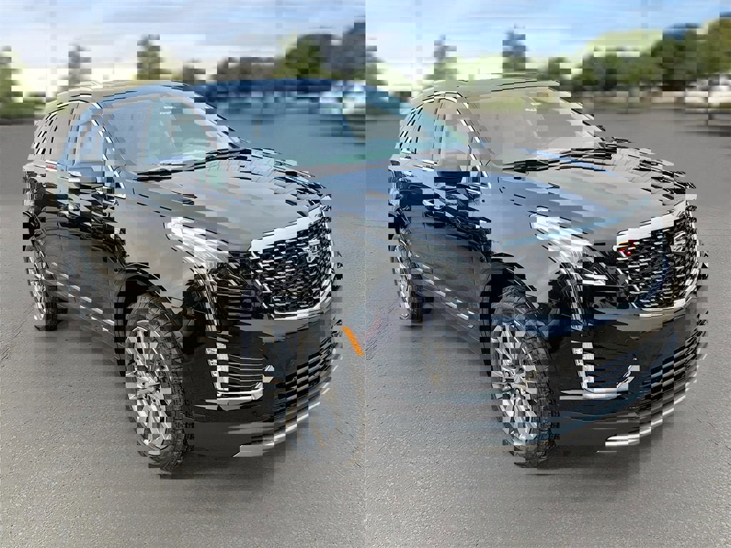 New 2025 Cadillac XT5 Premium Luxury