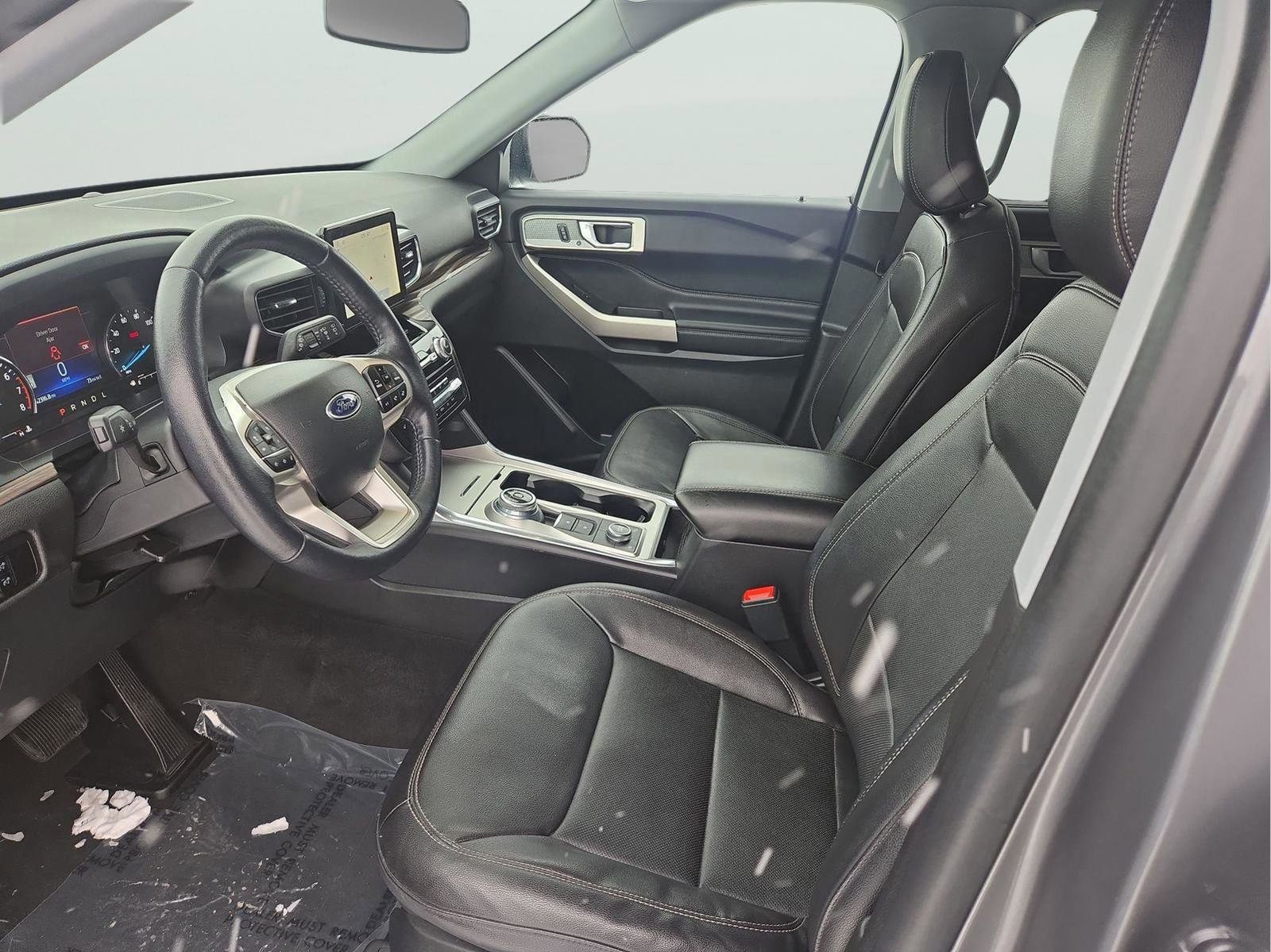 Certified 2023 Ford Explorer Limited image 9