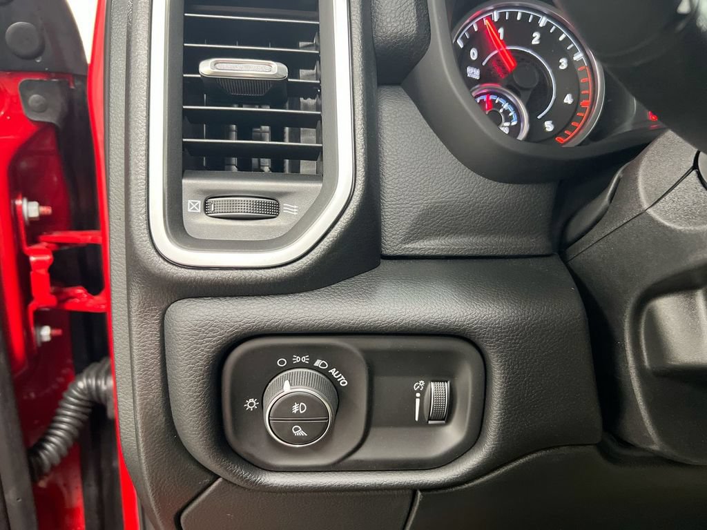 New 2026 RAM 2500 Big Horn AWD/4WD image 19