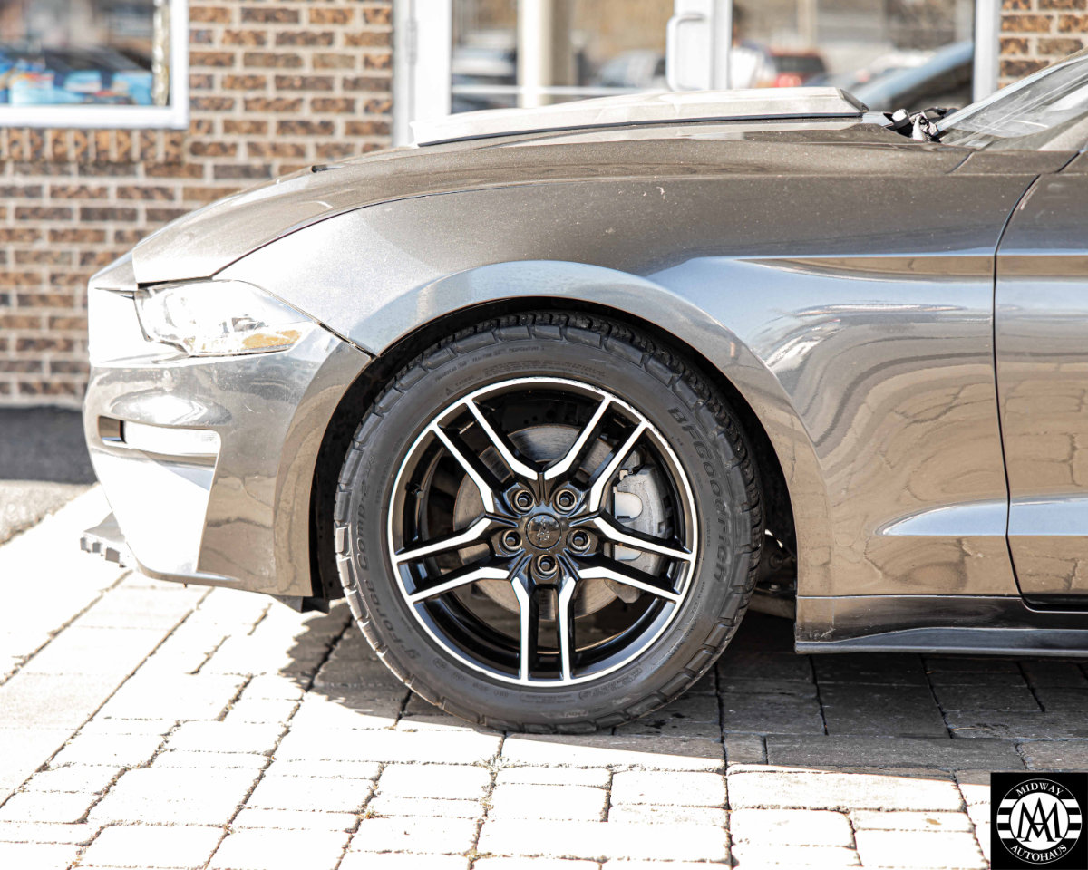 Used 2018 Ford Mustang Premium w/ Equipment Group 201A image 8