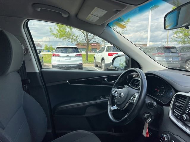 Certified 2020 Kia Sorento LX w/ LX I4 Convenience Package FWD image 33