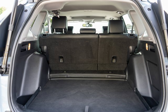 Used 2020 Honda CR-V Touring image 10