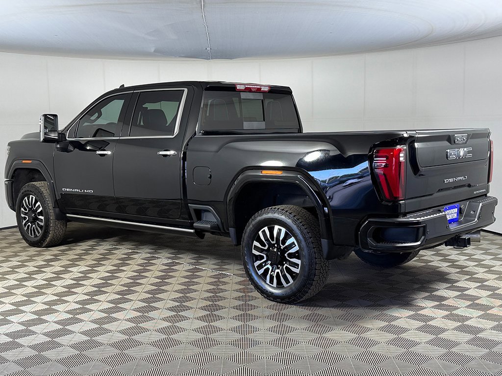 Used 2024 GMC Sierra 3500 Denali Ultimate image 15