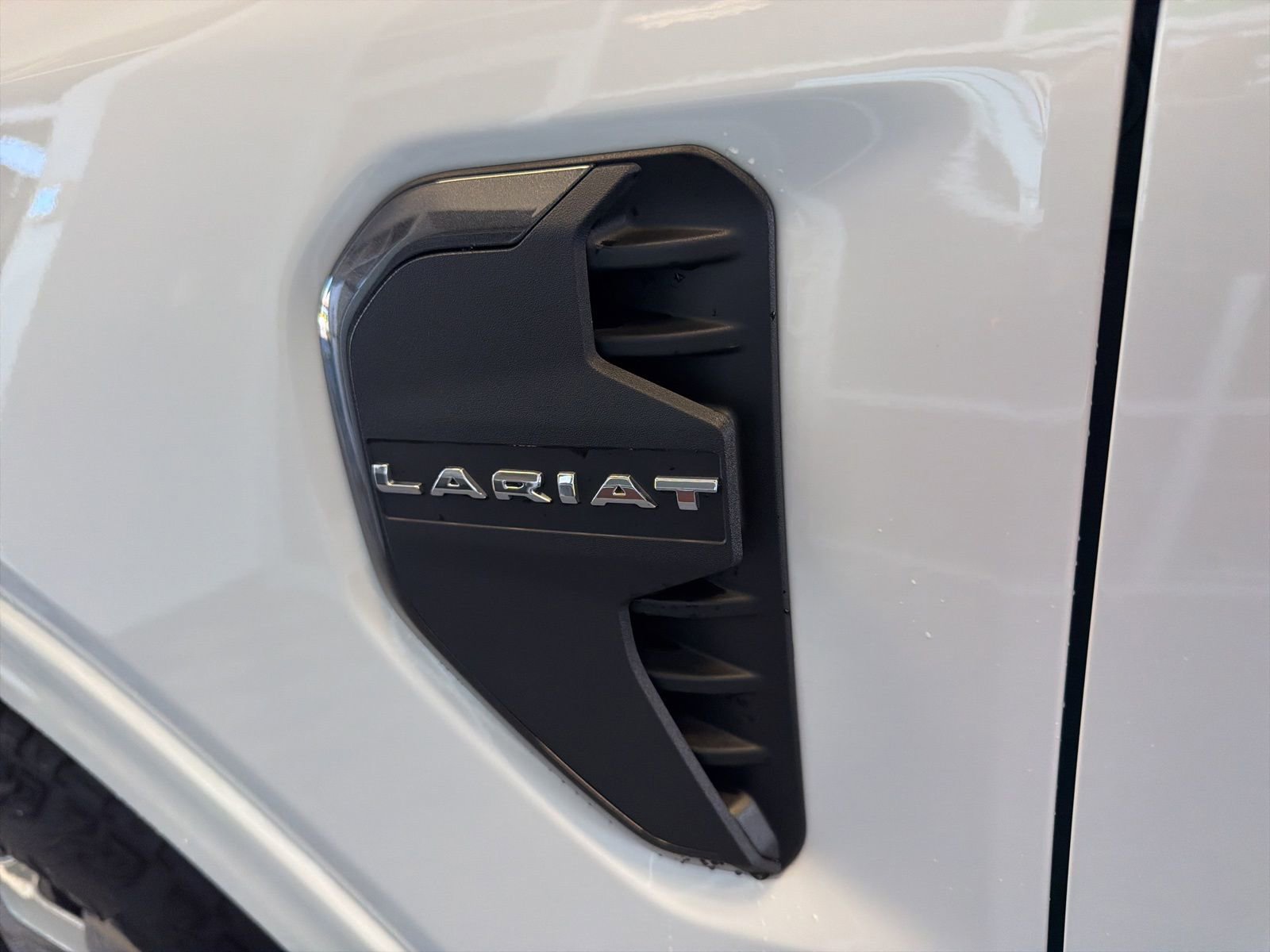Used 2024 Ford Ranger Lariat w/ FX4 Off-Road Package image 9