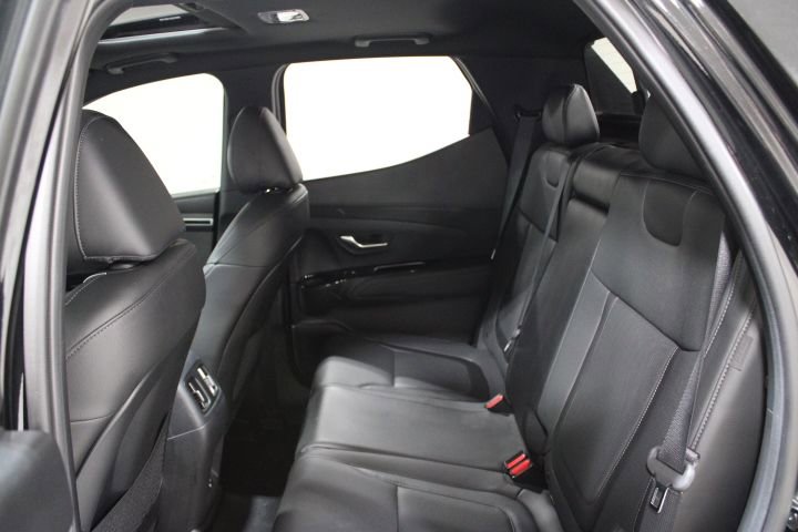 Used 2024 Hyundai Santa Cruz Limited image 20