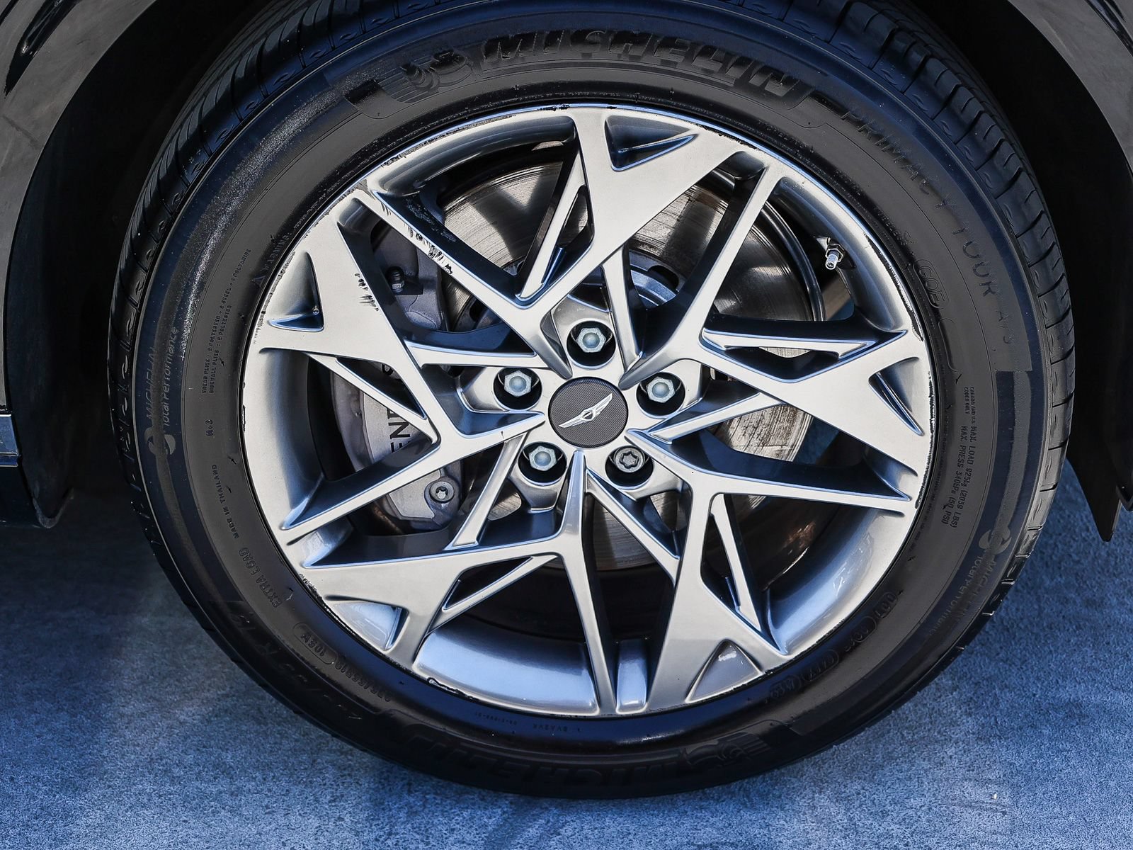 Used 2023 Genesis GV70 2.5T w/ Select Package AWD/4WD image 9