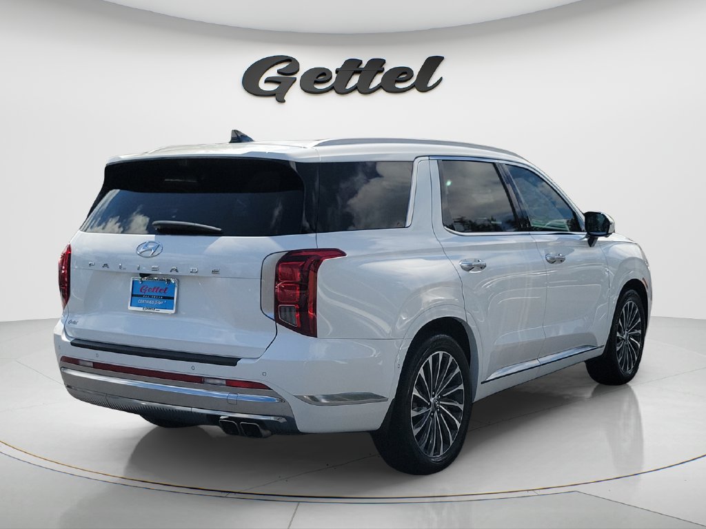 Used 2023 Hyundai Palisade Calligraphy FWD image 5