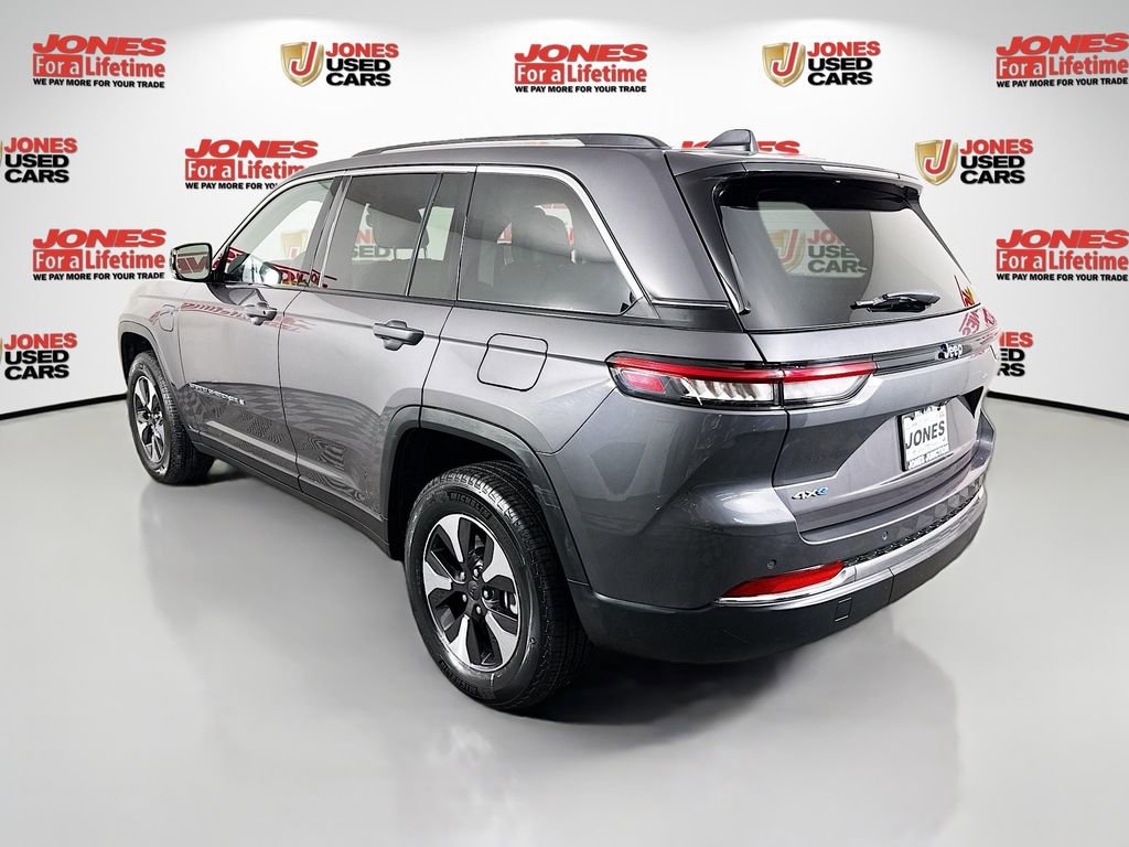 Used 2022 Jeep Grand Cherokee Limited 4xe image 2