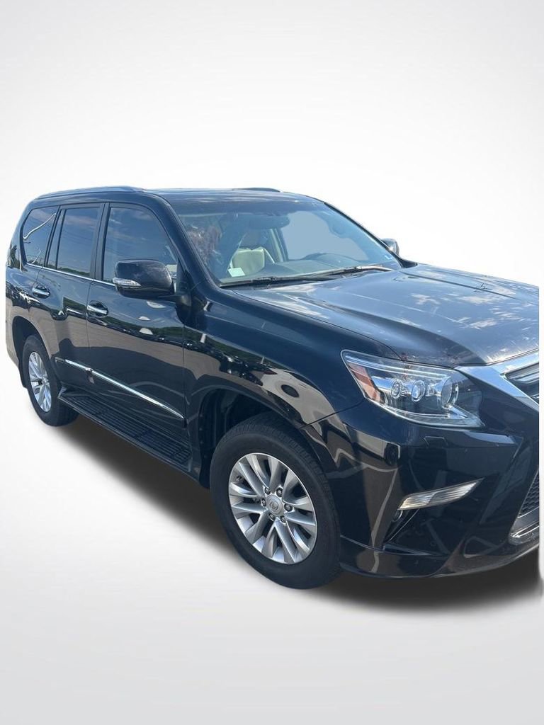 Used 2018 Lexus GX 460 Premium w/ Premium Package AWD/4WD image 21