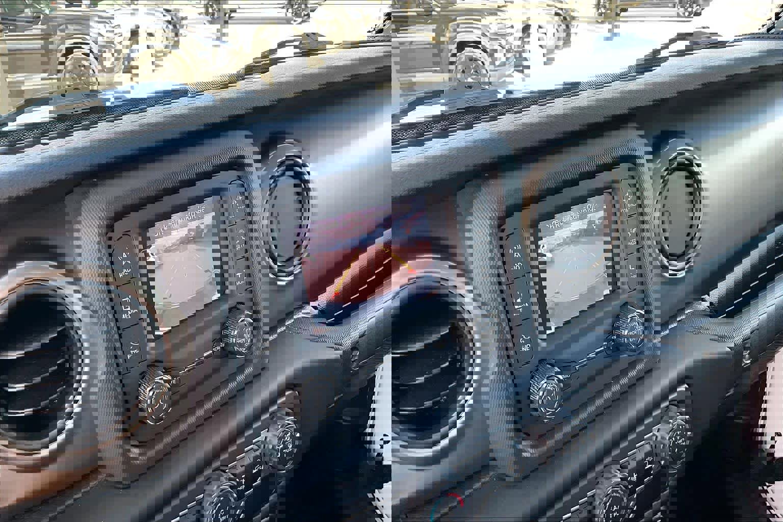 Used 2020 Jeep Gladiator Sport w/ Quick Order Package 24S image 26