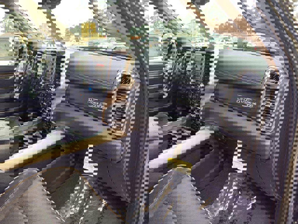 Used 2020 RAM 3500 Laramie image 26