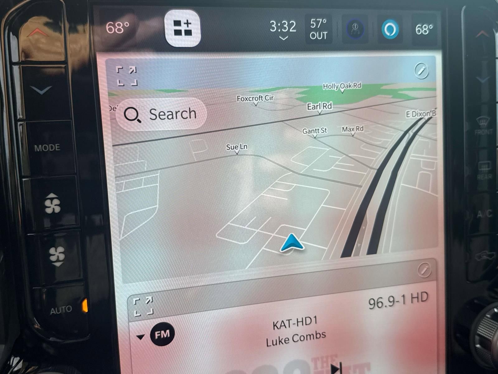 Used 2025 RAM 2500 Big Horn image 17