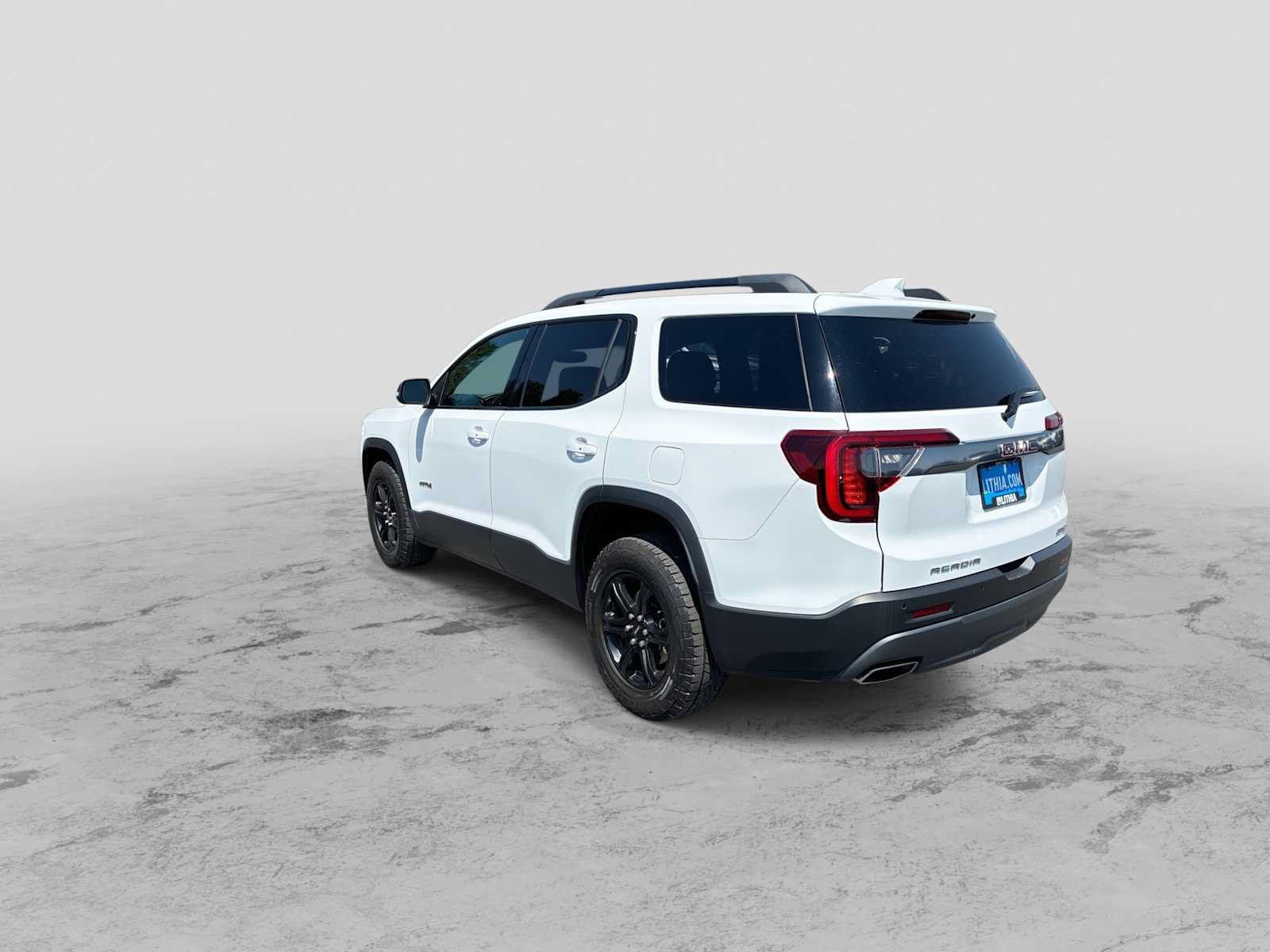 Used 2020 GMC Acadia AT4 w/ Trailering Package AWD/4WD image 6