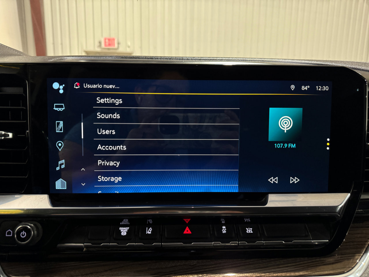 Used 2024 Chevrolet Silverado 3500 LT w/ Convenience Package image 43