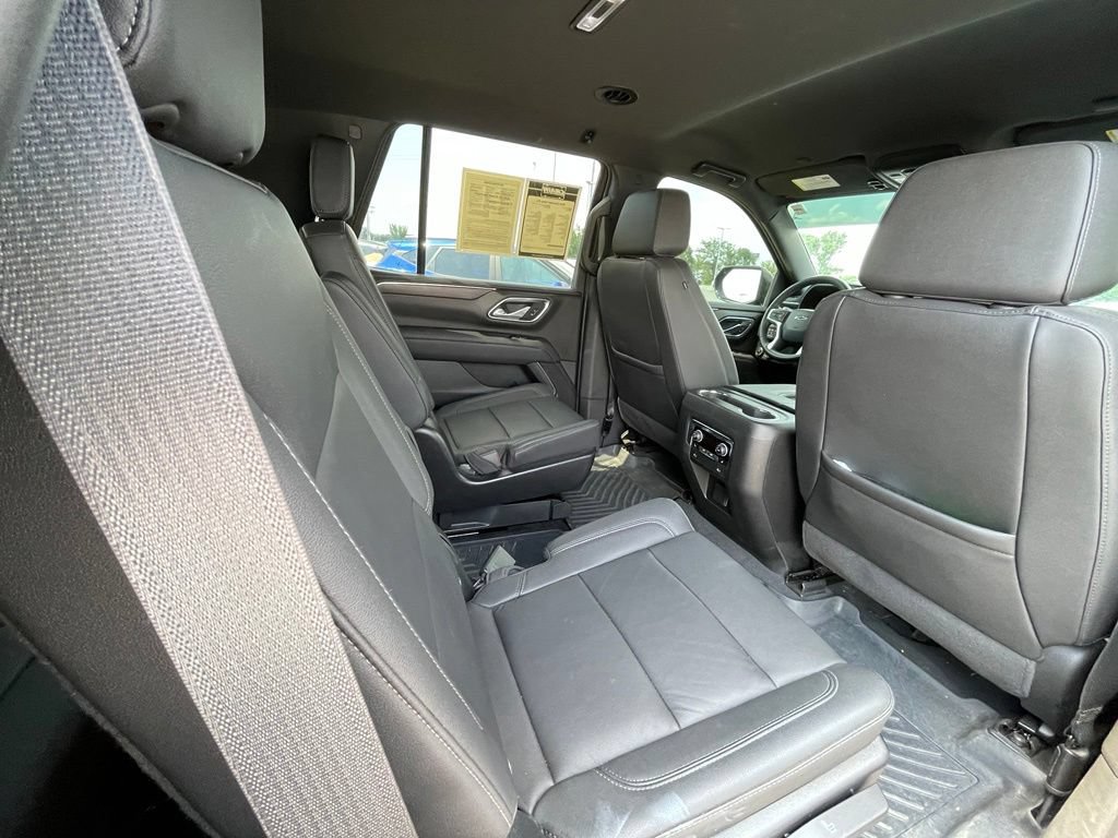 Used 2024 Chevrolet Tahoe Z71 w/ Luxury Package AWD/4WD image 27