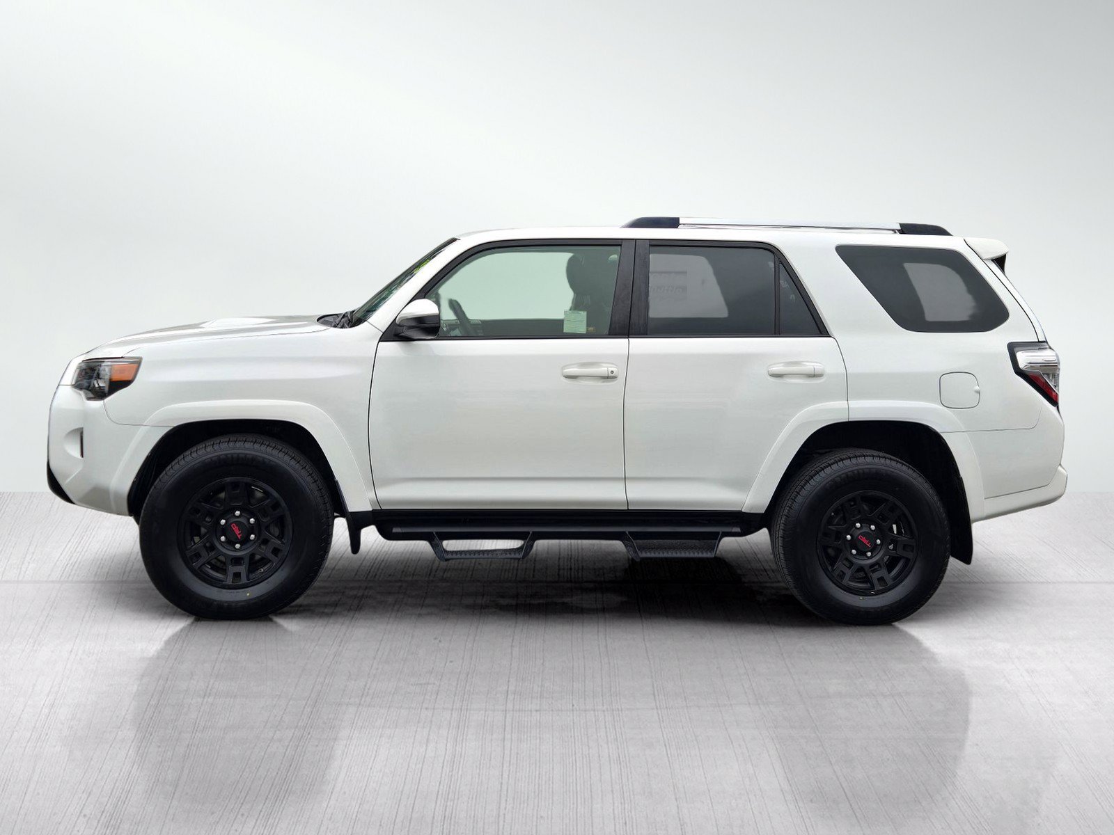Used 2018 Toyota 4Runner TRD Off-Road AWD/4WD image 7