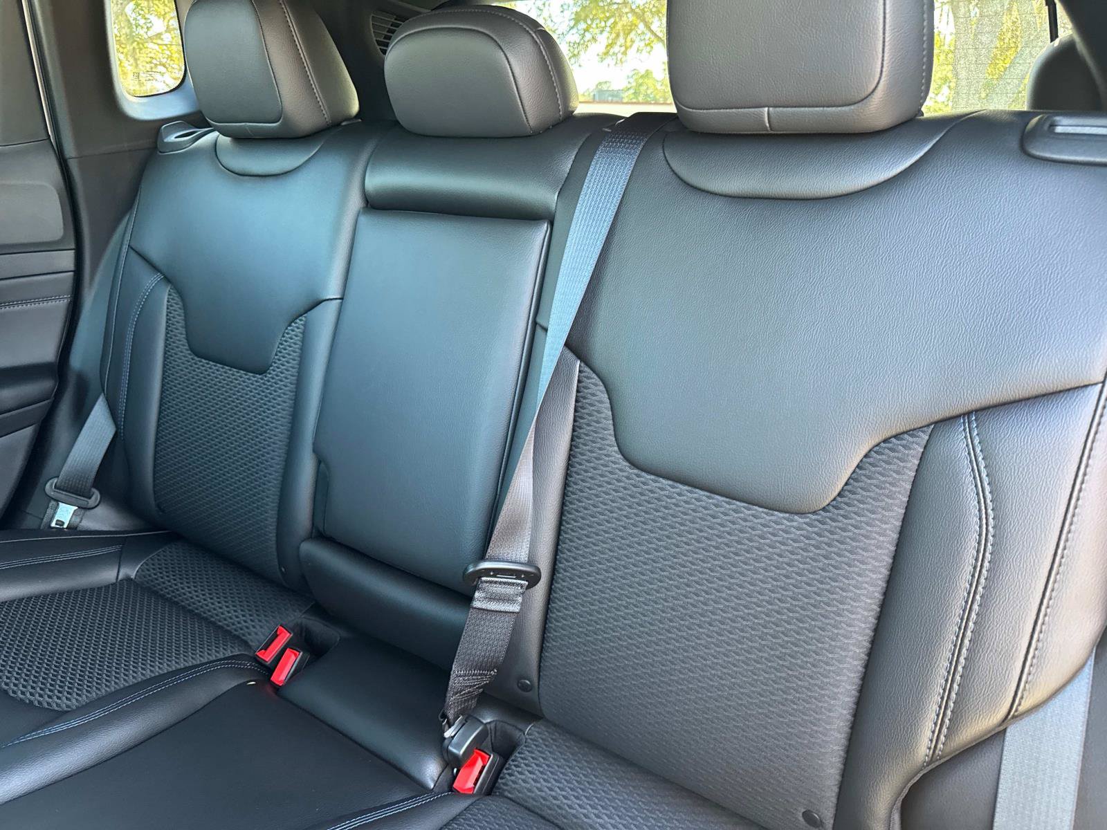 New 2026 Jeep Compass Latitude AWD/4WD image 13