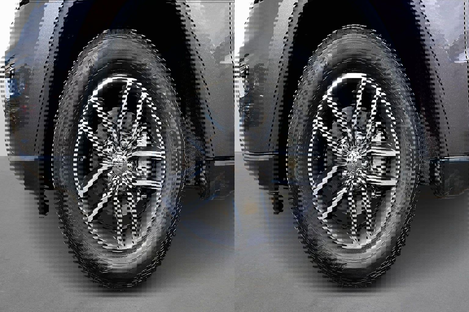 Used 2017 Jeep Grand Cherokee Limited image 8