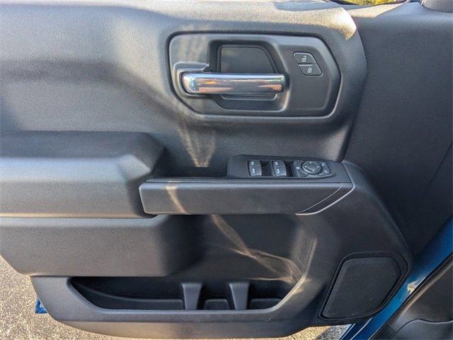 Used 2023 Chevrolet Silverado 1500 Custom image 31