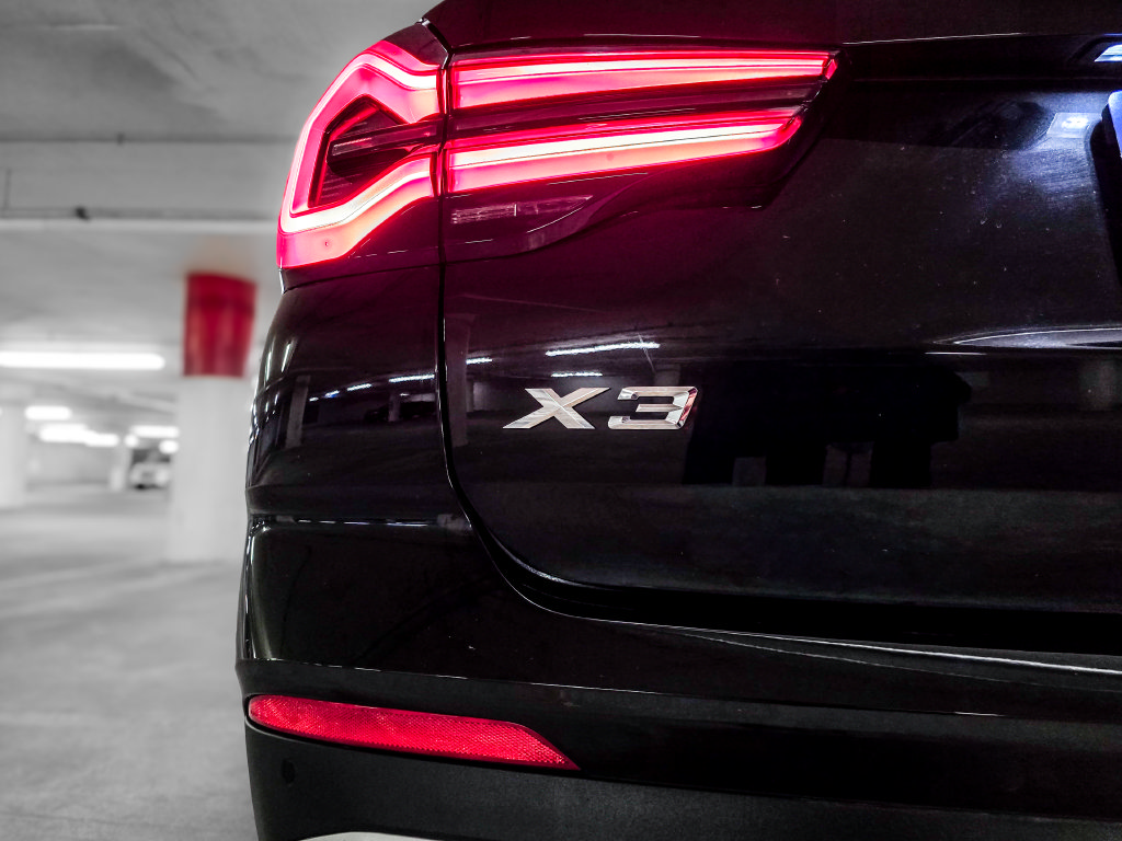 Used 2023 BMW X3 xDrive30i w/ Convenience Package w/ZPA AWD/4WD image 11