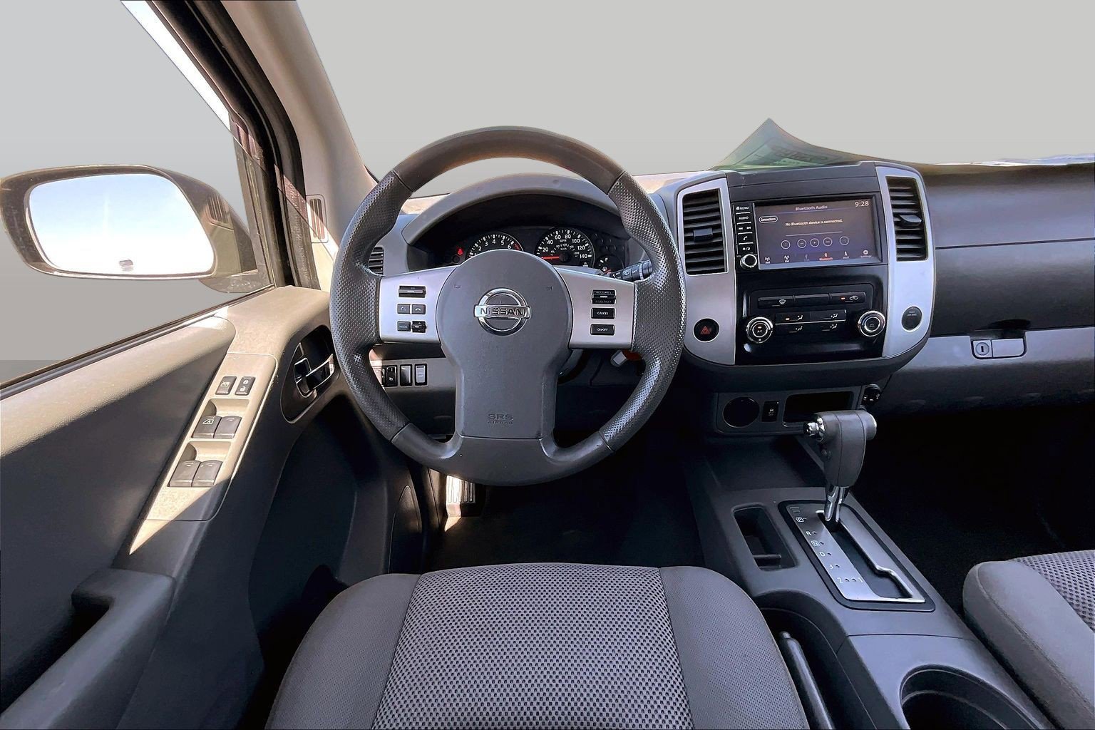 Used 2019 Nissan Frontier SV RWD image 5