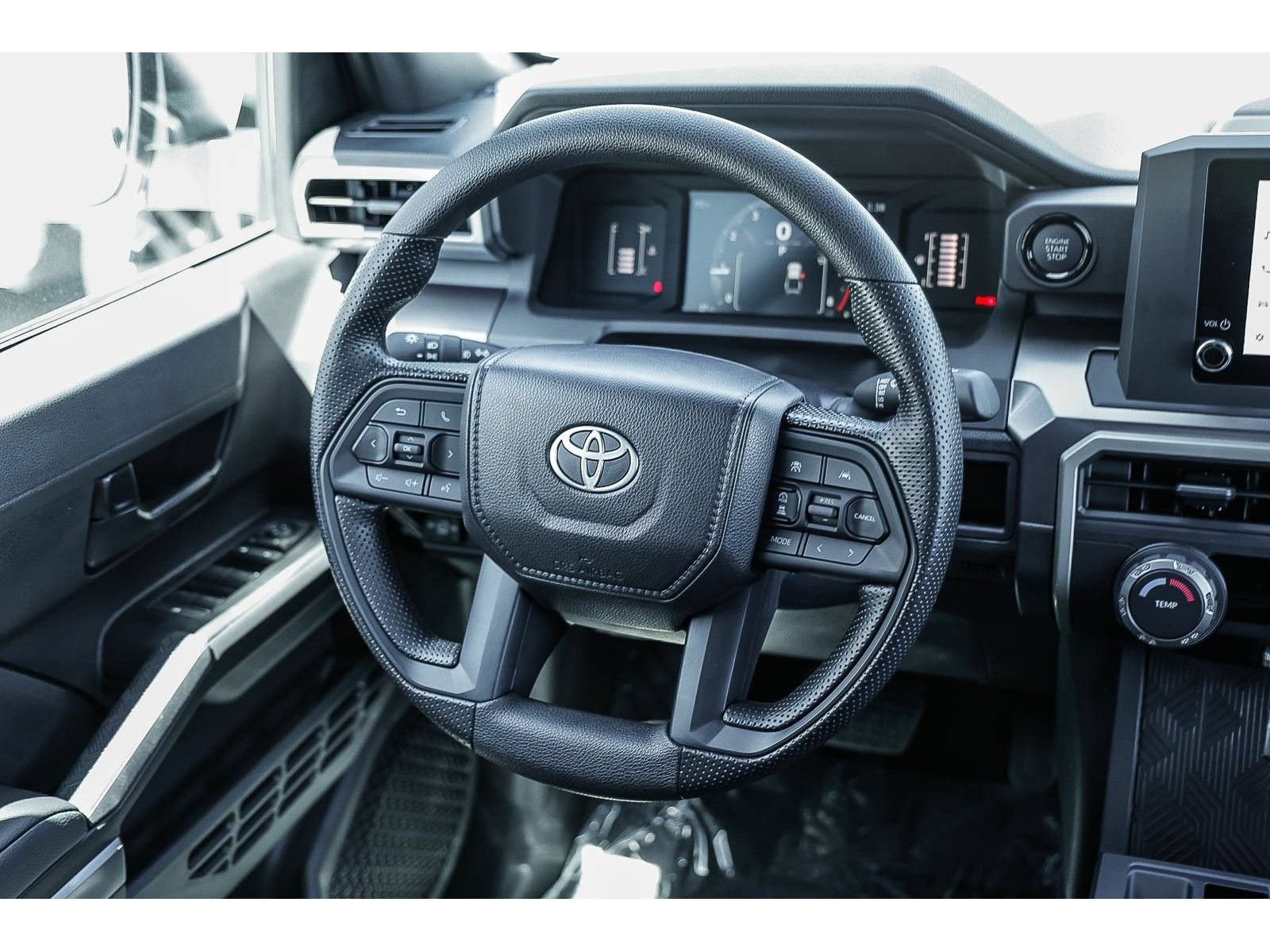 Used 2026 Toyota Tacoma SR5 AWD/4WD image 14