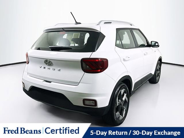 Certified 2026 Hyundai Venue SEL FWD image 8