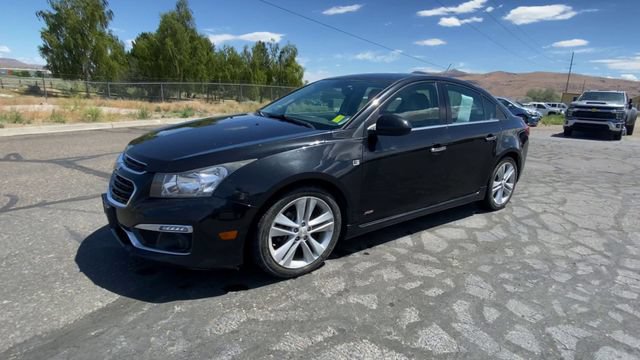 Used 2015 Chevrolet Cruze LTZ w/ Sun, Sound and Sport Package FWD image 4