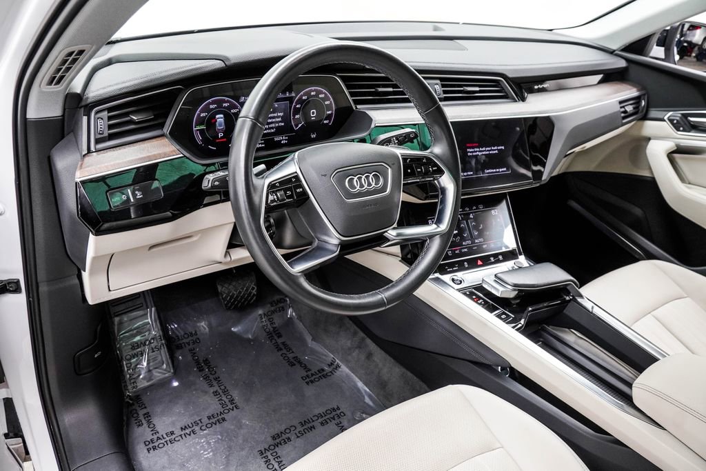 Used 2024 Audi Q8 e-tron Premium Plus w/ Premium Plus Package AWD/4WD image 20