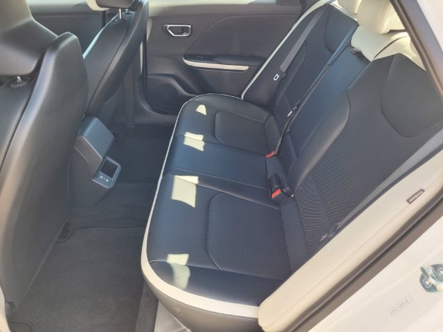 New 2026 Kia K4 EX FWD image 12