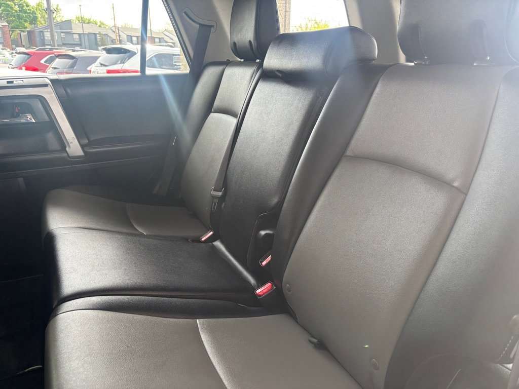 Used 2019 Toyota 4Runner SR5 Premium AWD/4WD image 23